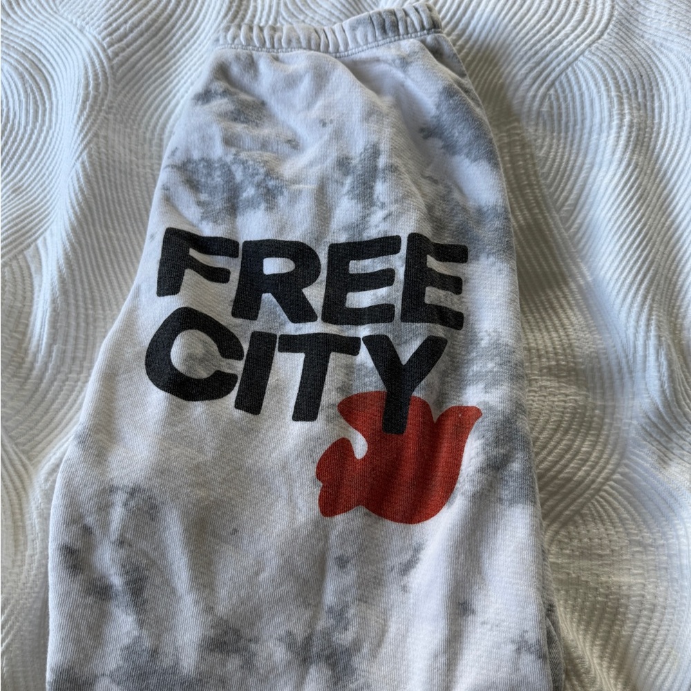 Free City Sweatpants
